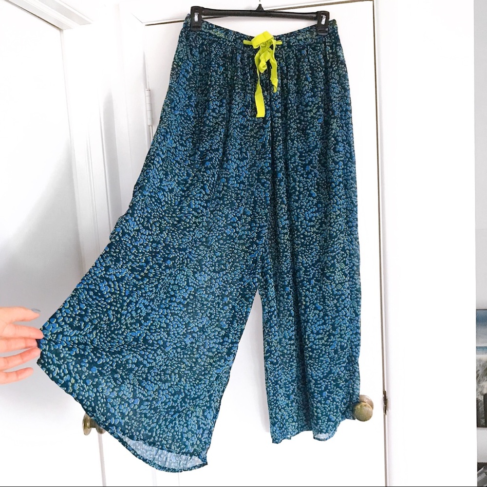 🦋 FREE PEOPLE INTIMATELY NAVY NEON GREEN PANTS